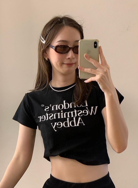 晚睡/酷毙了小姐黑白两色字母收腰简约紧身夏天打底T恤女百搭显瘦