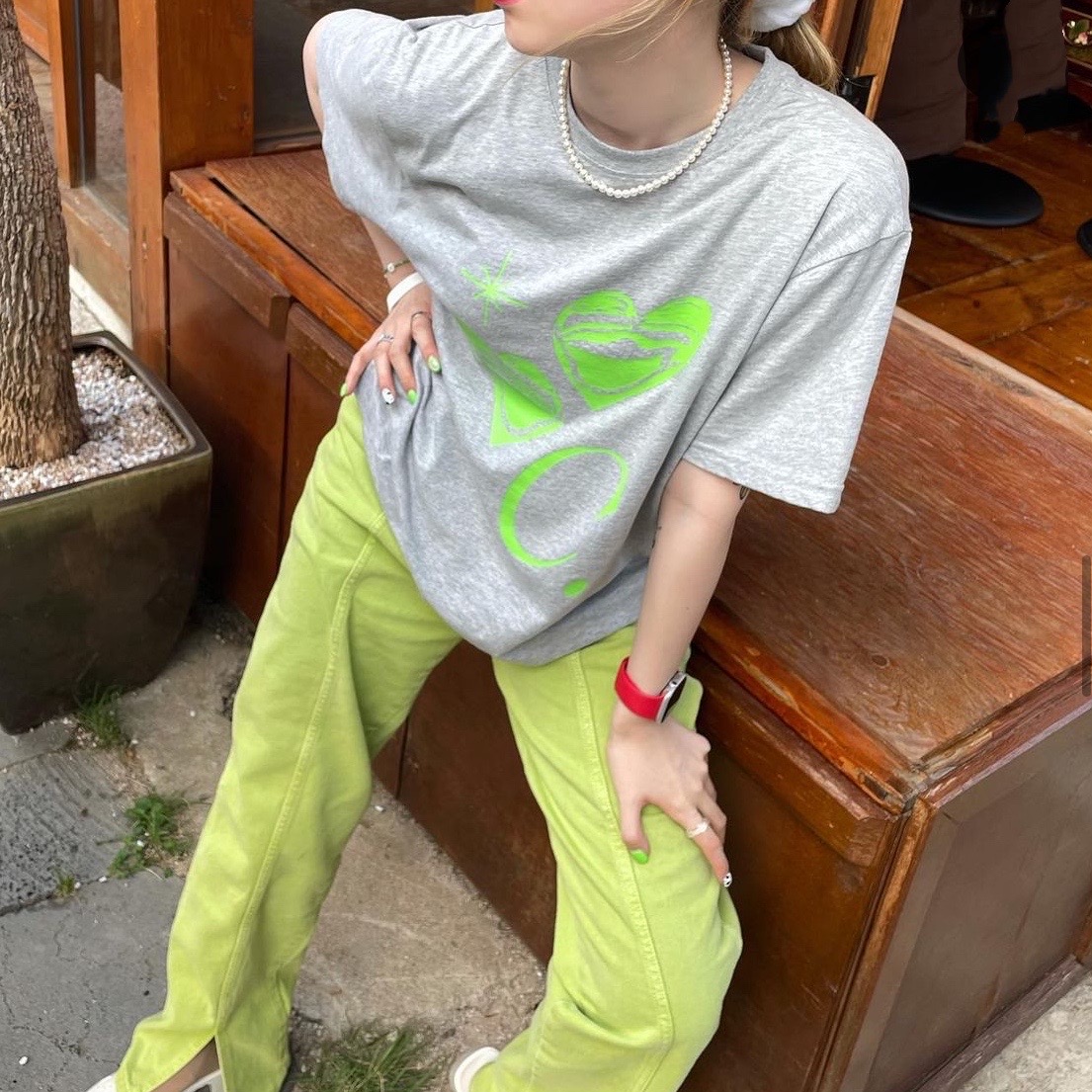绿色爱心亮晶晶夏季百搭灰色短袖
