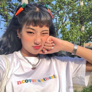 晚睡 泫雅风字母圆领夏季 百搭宽松bf韩系短袖 女简约创意情侣短袖
