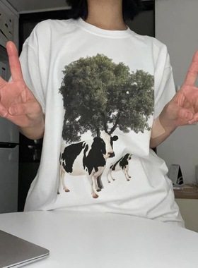 晚睡/ins小众树下的牛圆领白色夏季短袖女韩系百搭款oversizeT恤