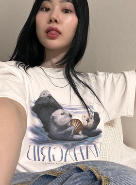 晚睡/贝壳小海豹蓝色大海可爱动物印花夏季圆领小众短袖宽松T恤女