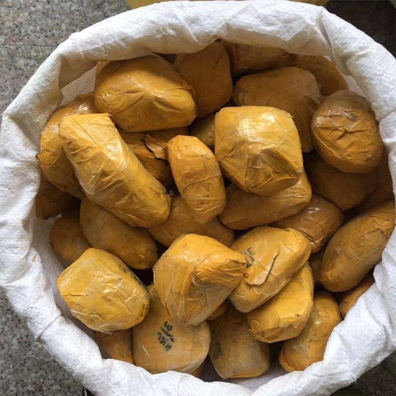 翡翠原石玉石毛料手镯吊坠缅甸