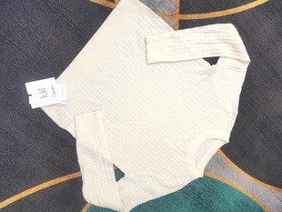 Caldicekris女款毛衣白色9119打底衫薄款时尚休闲流行百搭圆领