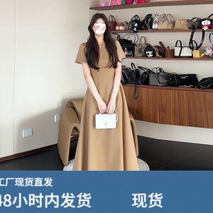 咖色连衣裙子女夏季2026新款法式气质高级感宴会礼服收腰显瘦长裙