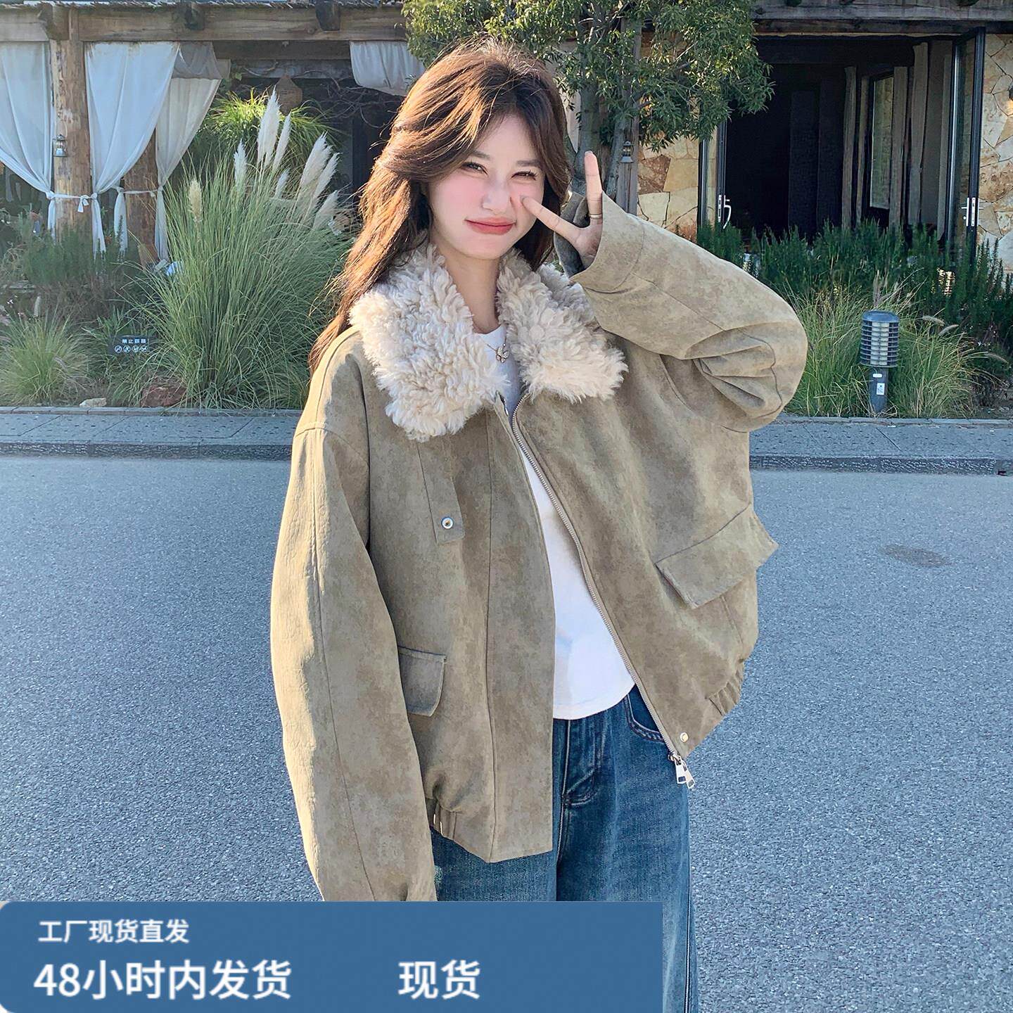 韩系工装风羊羔毛翻领羽绒服女短款2025冬酷飒洋气加厚机车服外套