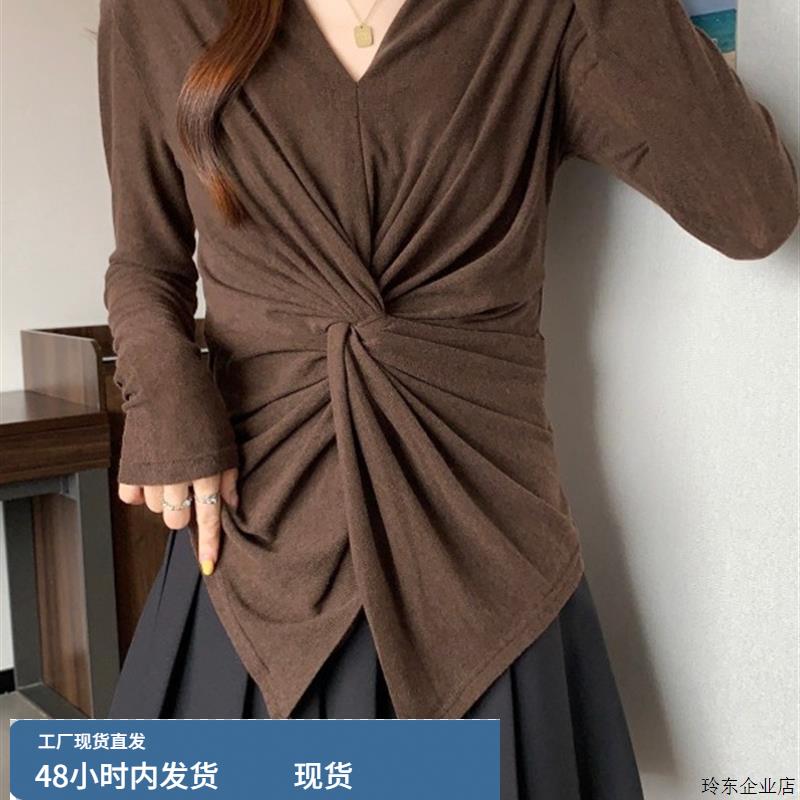大码女装2025新款初秋特别漂亮掐腰上衣减龄款胖MM扭结不规则t恤