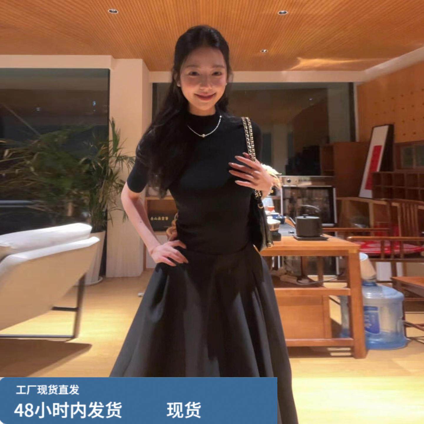 黑色高级感长袖连衣裙子女秋冬季2026新款法式巨好看冬装两件套装,运动/瑜伽/健身/球迷用品,瑜伽短裙,淘宝优惠券,粉丝福利购,淘宝优惠卷