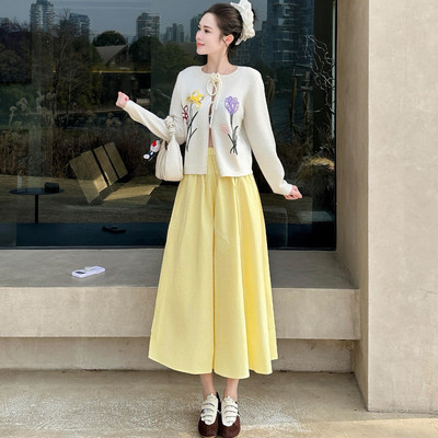 黄色半身裙女高腰休闲国风