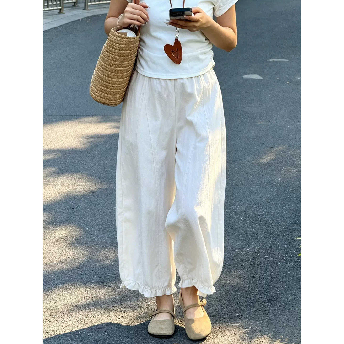 米白色天丝亚麻灯笼裤女夏2026新款小个子气球花边阔腿九分花苞裤图片