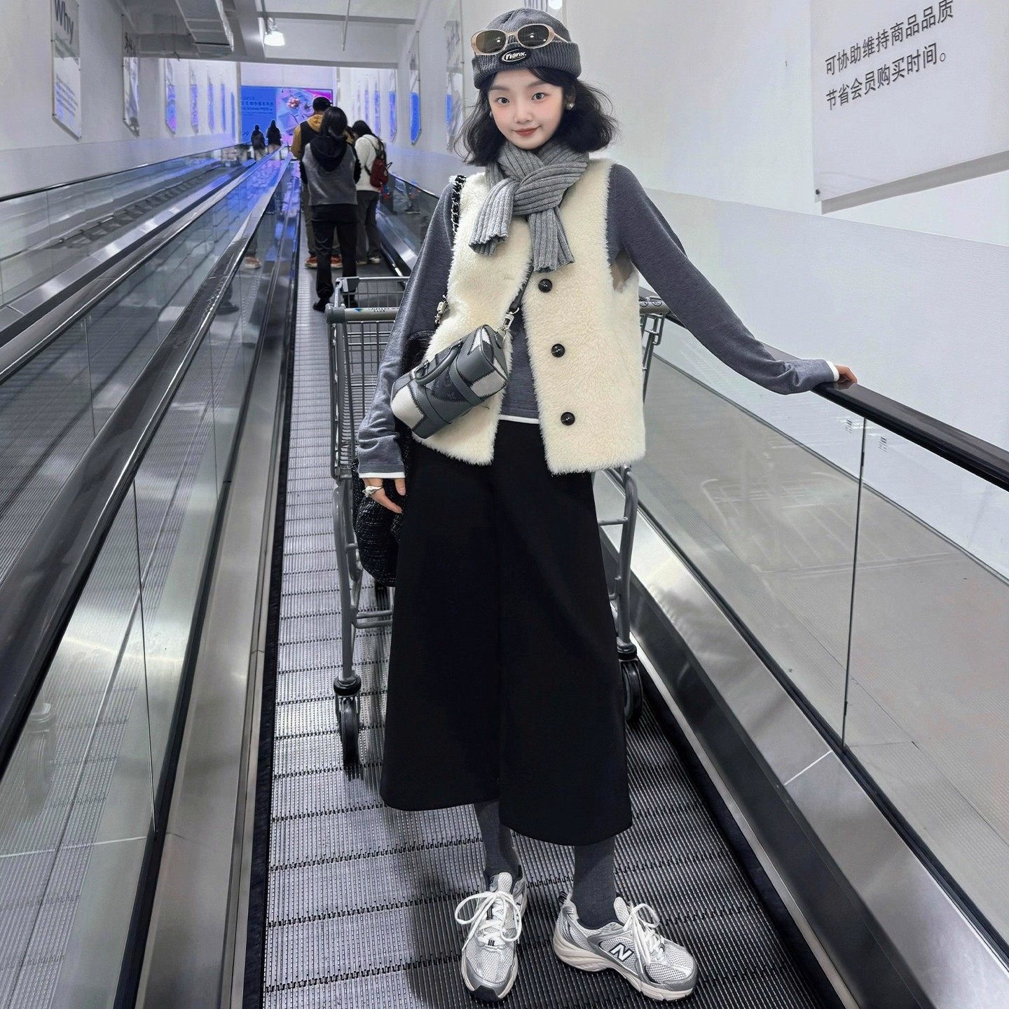 黑色小个子毛呢八分阔腿裤女秋冬季2025年新款加厚休闲西装直筒裤