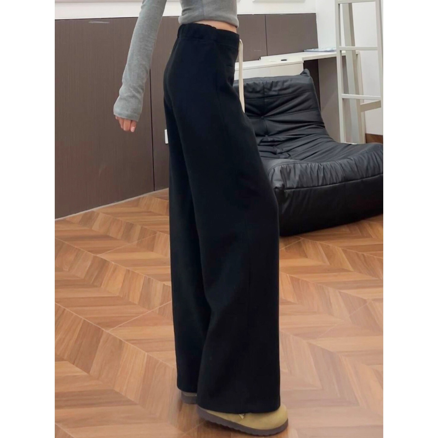 慵懒风黑色高腰阔腿裤女秋季2025新款宽腰显瘦抽绳休闲裤垂感长裤