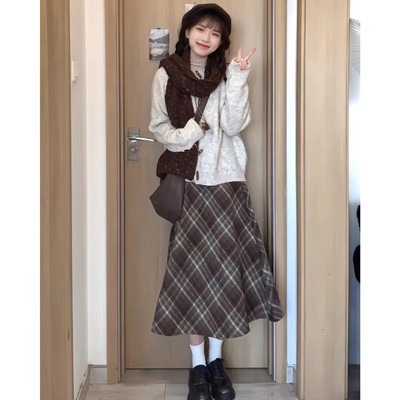 咖色毛呢格子半身裙女秋冬加厚中长款小个子气质高腰a字复古伞裙