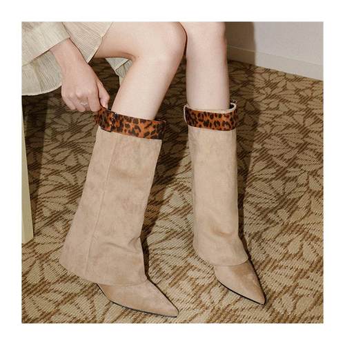 梨小七~小众豹纹尖头坡跟裤管靴女可拆卸皮带扣显瘦不过膝骑士靴