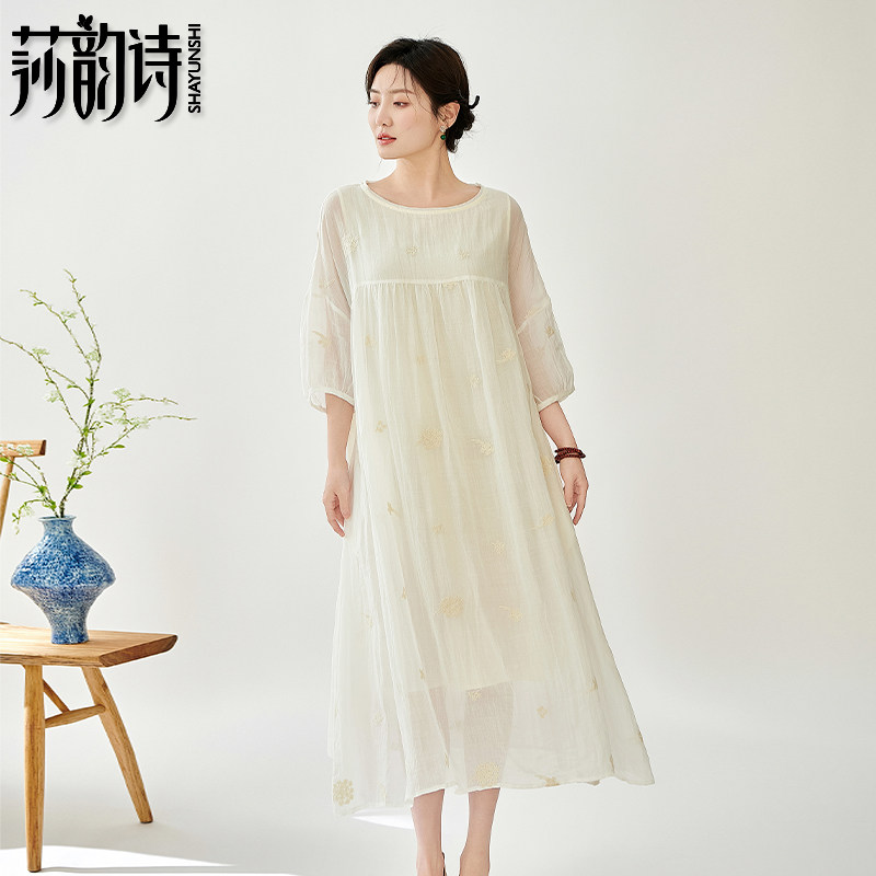白色仙气文艺宽松苎麻刺绣连衣裙女海边度假气质飘逸棉麻长裙夏季