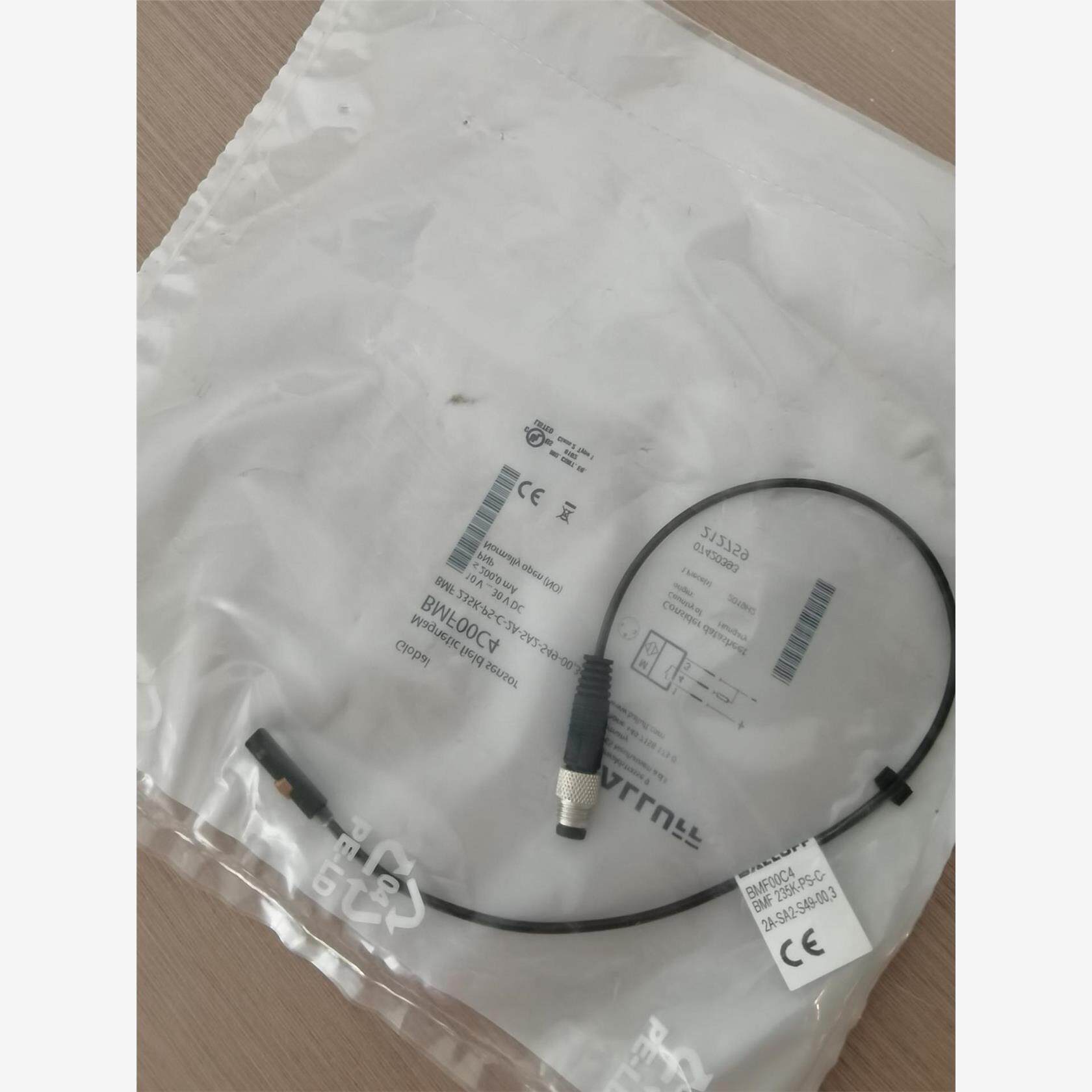 德国BALUFF传感器BMF 235K-PS-C-2A-SA议价