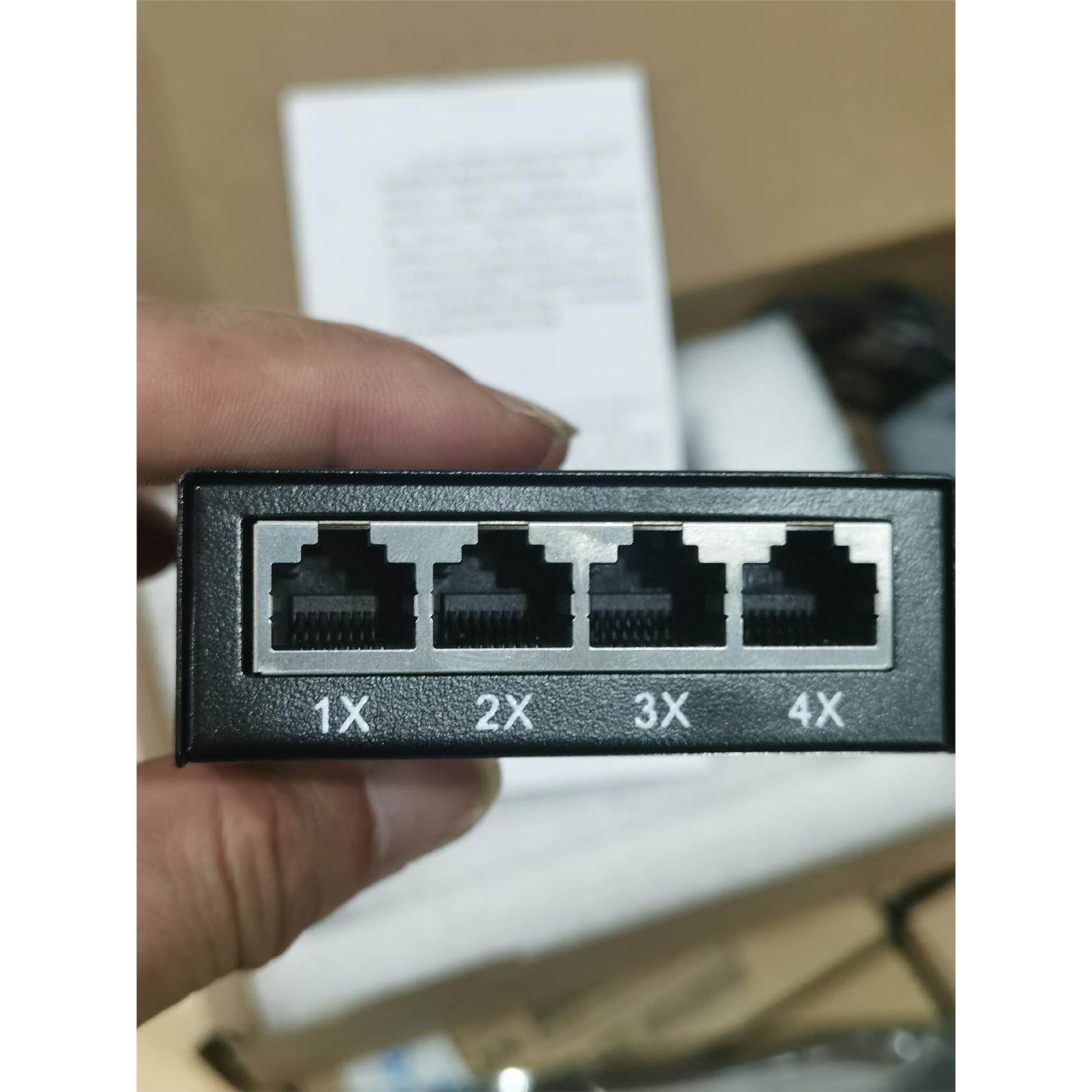 百兆千兆一光四电配一光一电一对含电源，全新质保一年