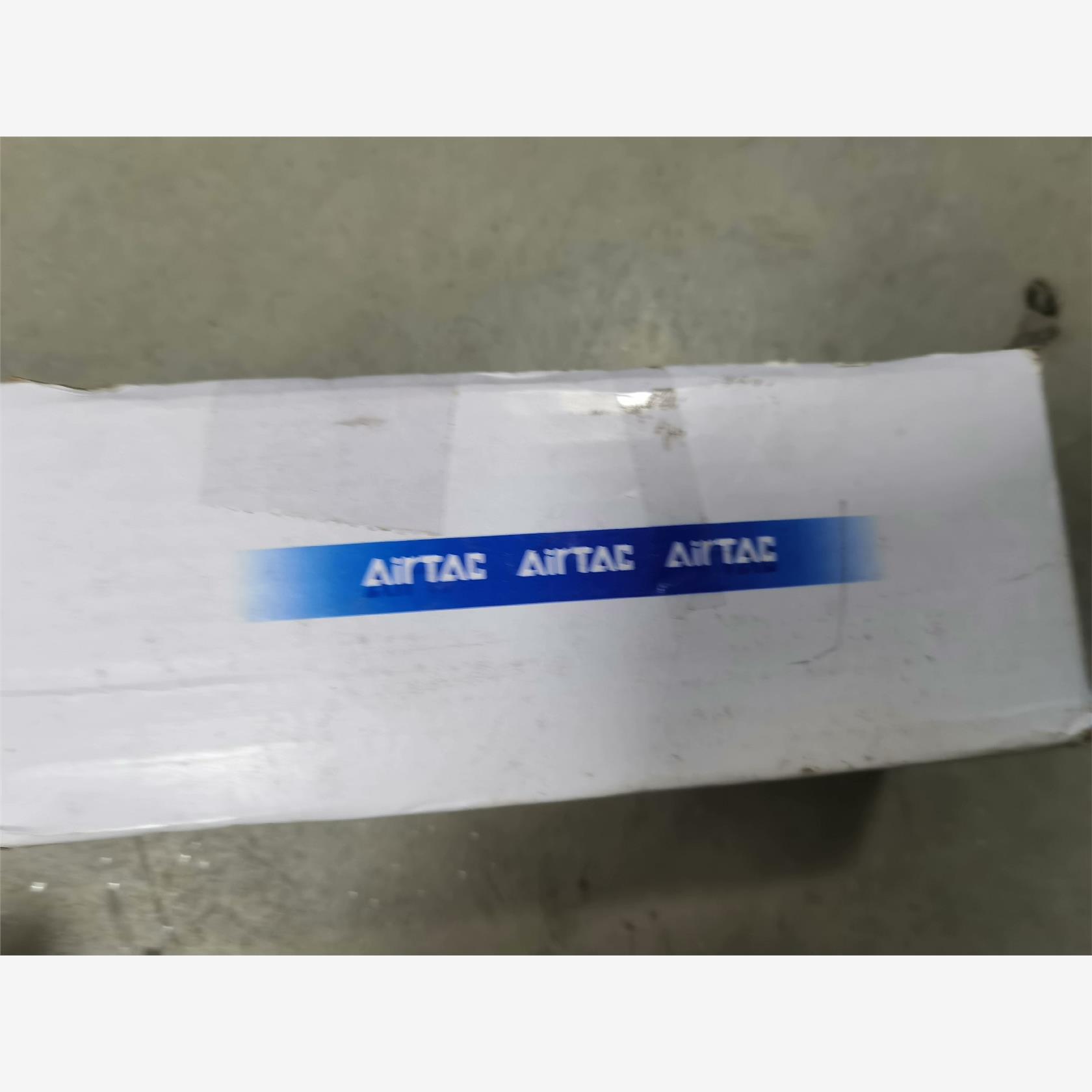 全新亚德客气缸，型号：HRQ50-A，议价议价