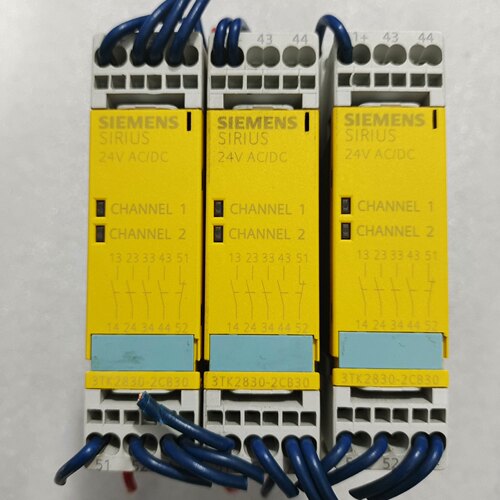 西门子3ZX1012-0TK28-3CA1安全继电器全新现货拆机议价