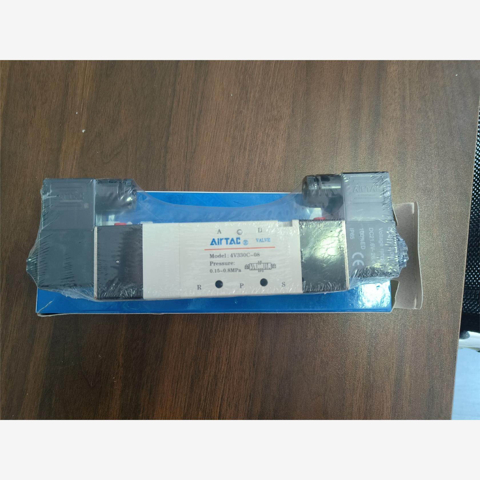 亚德客库存现货电磁阀4v330C08B dc24v 全新库存现货正品议价