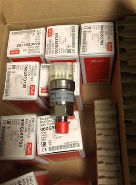 全新丹佛斯AKS1008特灵制冷空调压力变送器全新库存现货060G59370