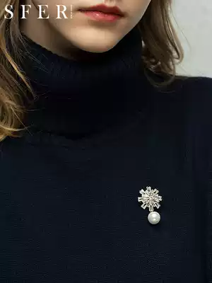 Imitation pearl brooch female simple cute Japanese student Mori small corsage retro ins tide sweater three-dimensional accessories