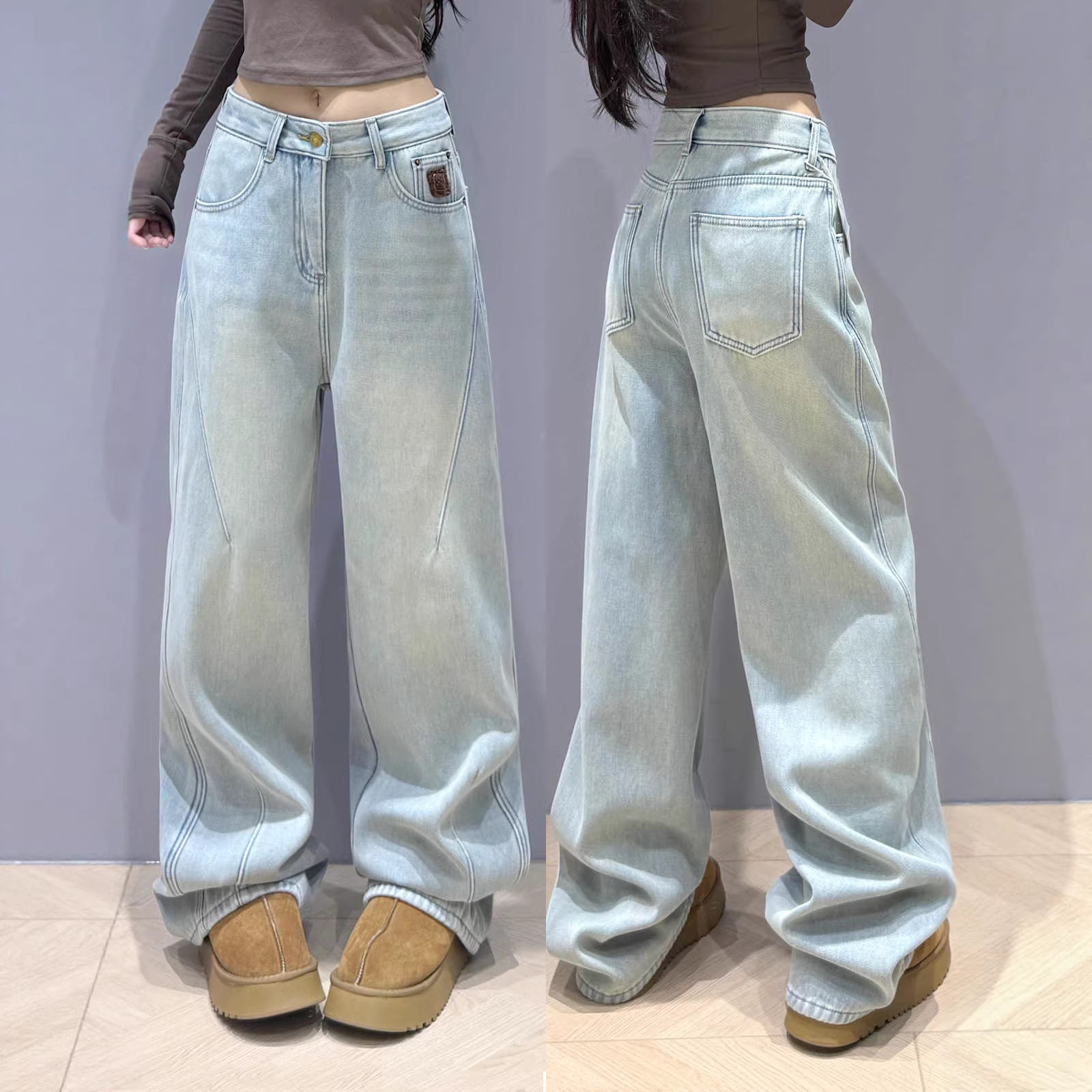 浅蓝色水洗直筒牛仔裤女2026春季新款休闲阔腿裤宽松显瘦拖地裤子