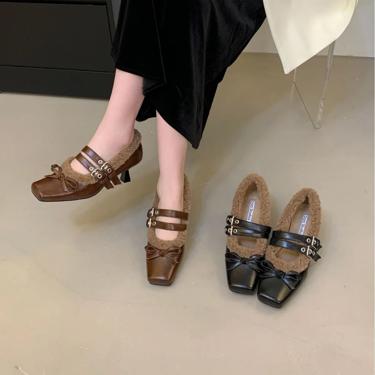 2025新款秋冬细高跟双皮带扣加绒保暖外穿时装机车女单鞋