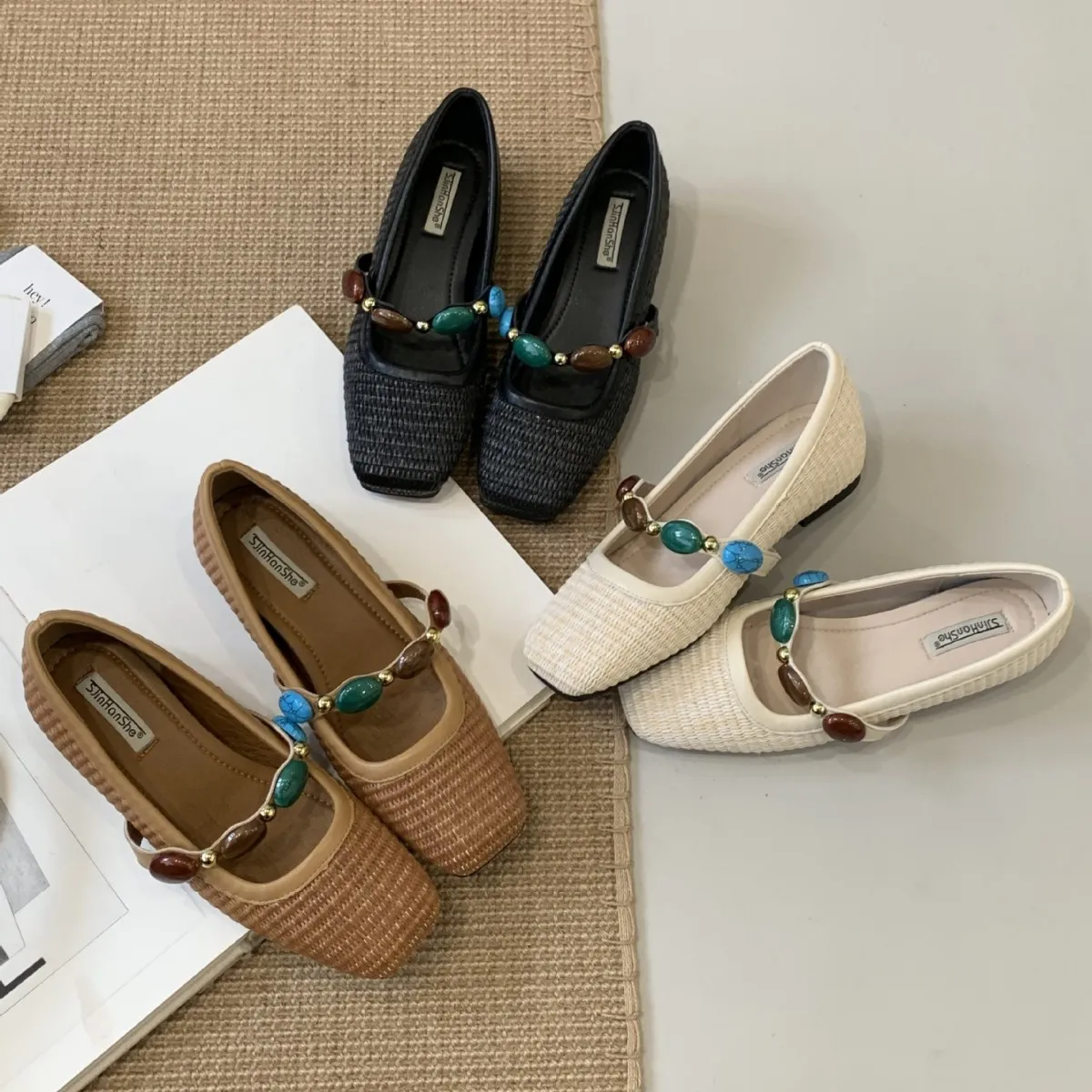 2025秋季新款民族风金属扣一脚蹬软底内增高单鞋