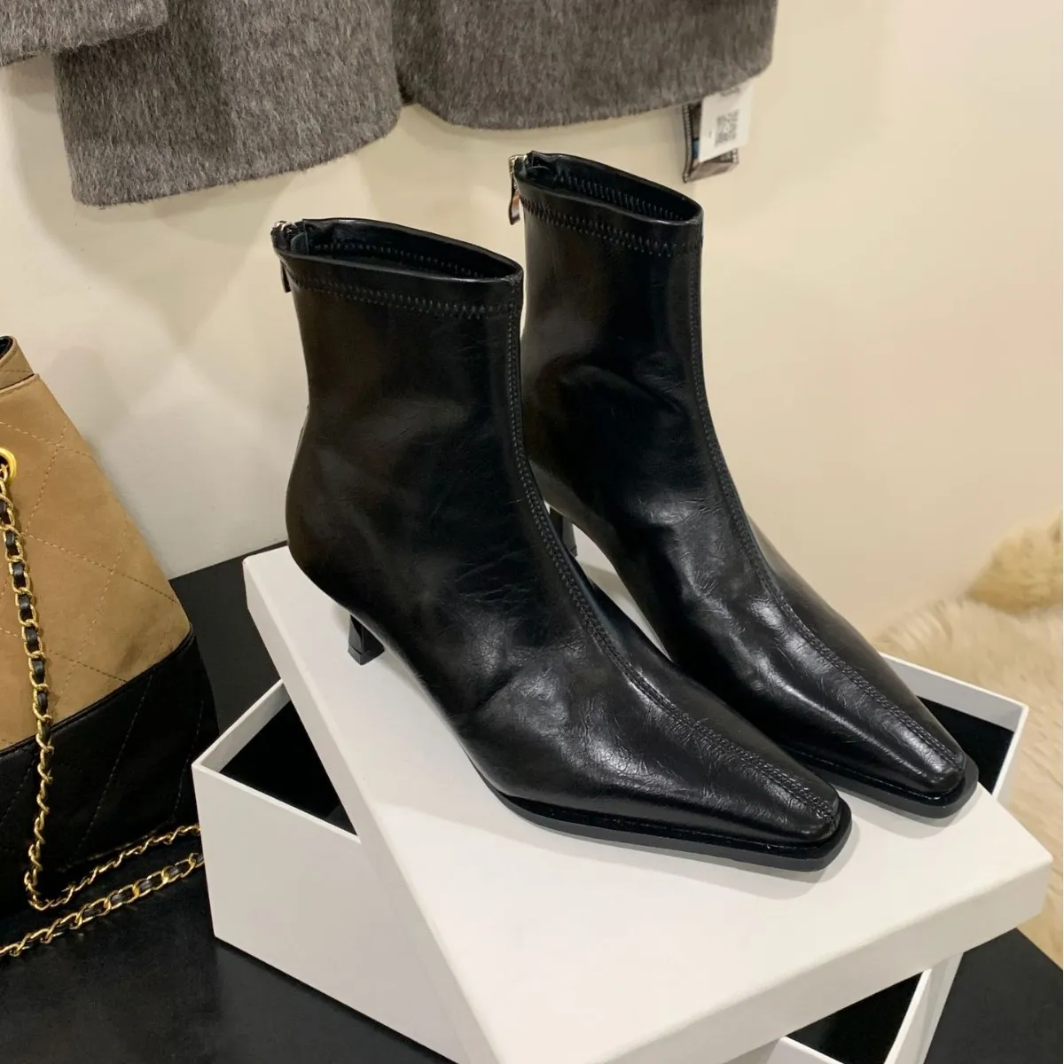 瘦瘦高跟靴气质短靴女鞋2025年新款法式辣妹尖头单靴子