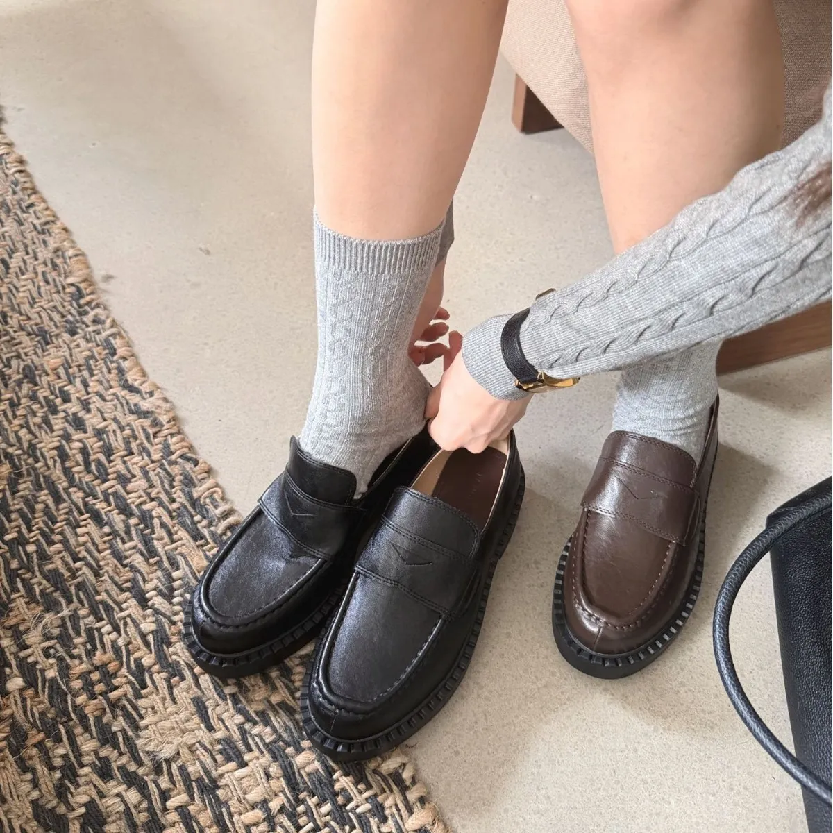 2025新款圆头软底套脚粗跟小皮鞋学院风女单鞋