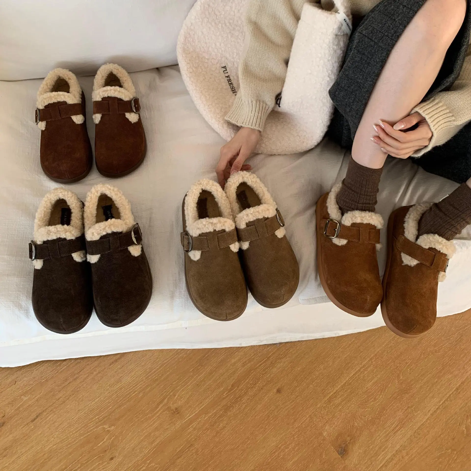 巨好看加绒全包勃肯鞋毛绒棉鞋女2025新款冬季一脚蹬毛毛乐福鞋女