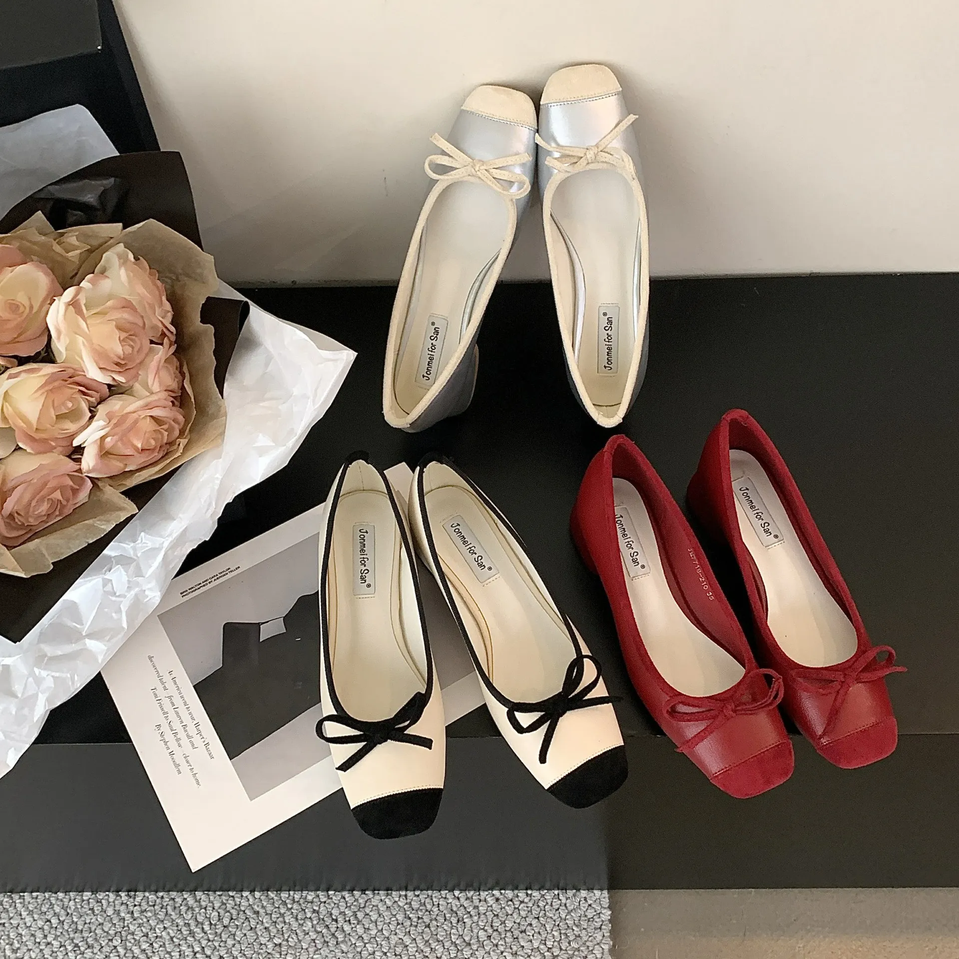 2023秋冬新款网红气质小众晚晚风蝴蝶结一字带方头浅口粗跟女单鞋