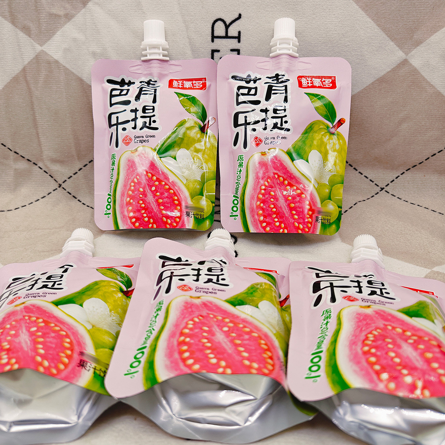 鲜氧多芭乐青提果汁饮料袋装100g夏季解渴解暑方便携带方便饮品