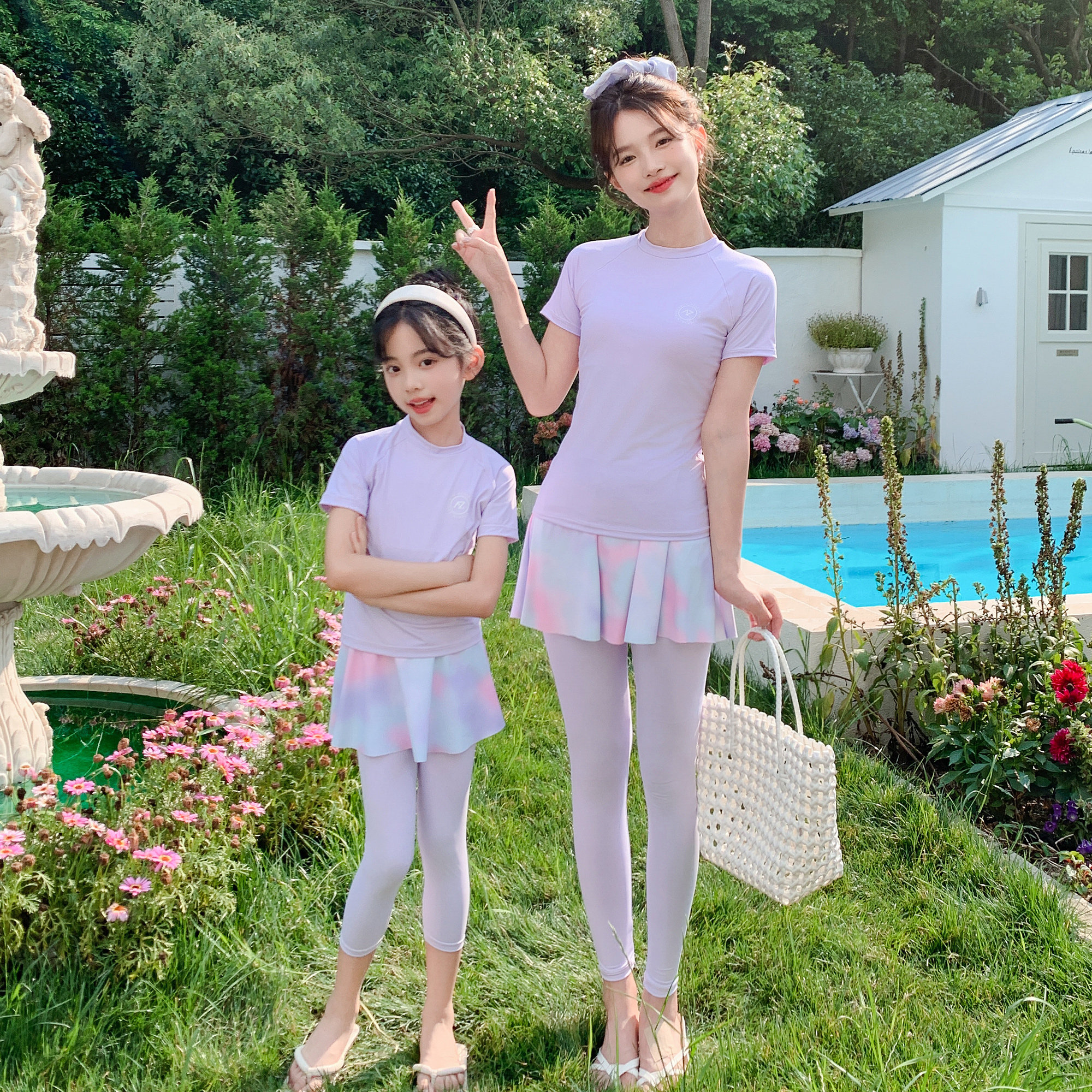 新款运动休闲亲子泳衣母女家庭装