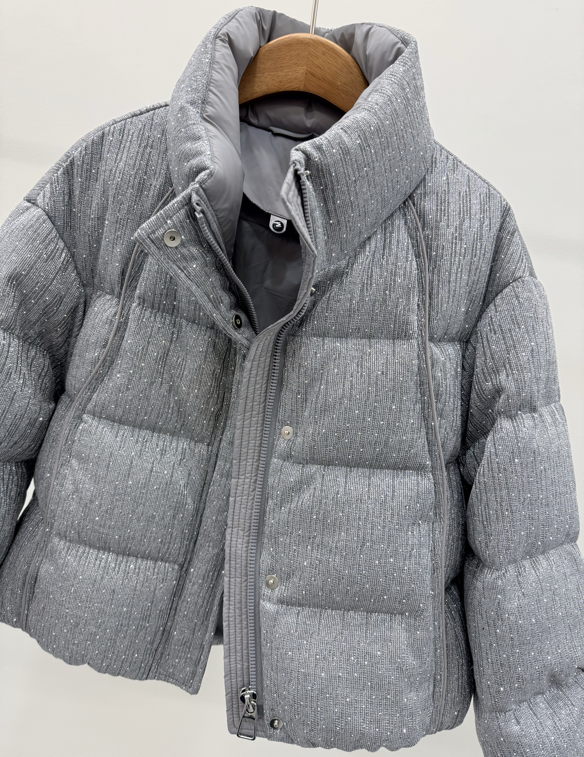 轻奢 绚烂银河2025秋冬新款小个子短款高领90白鸭绒外套百搭