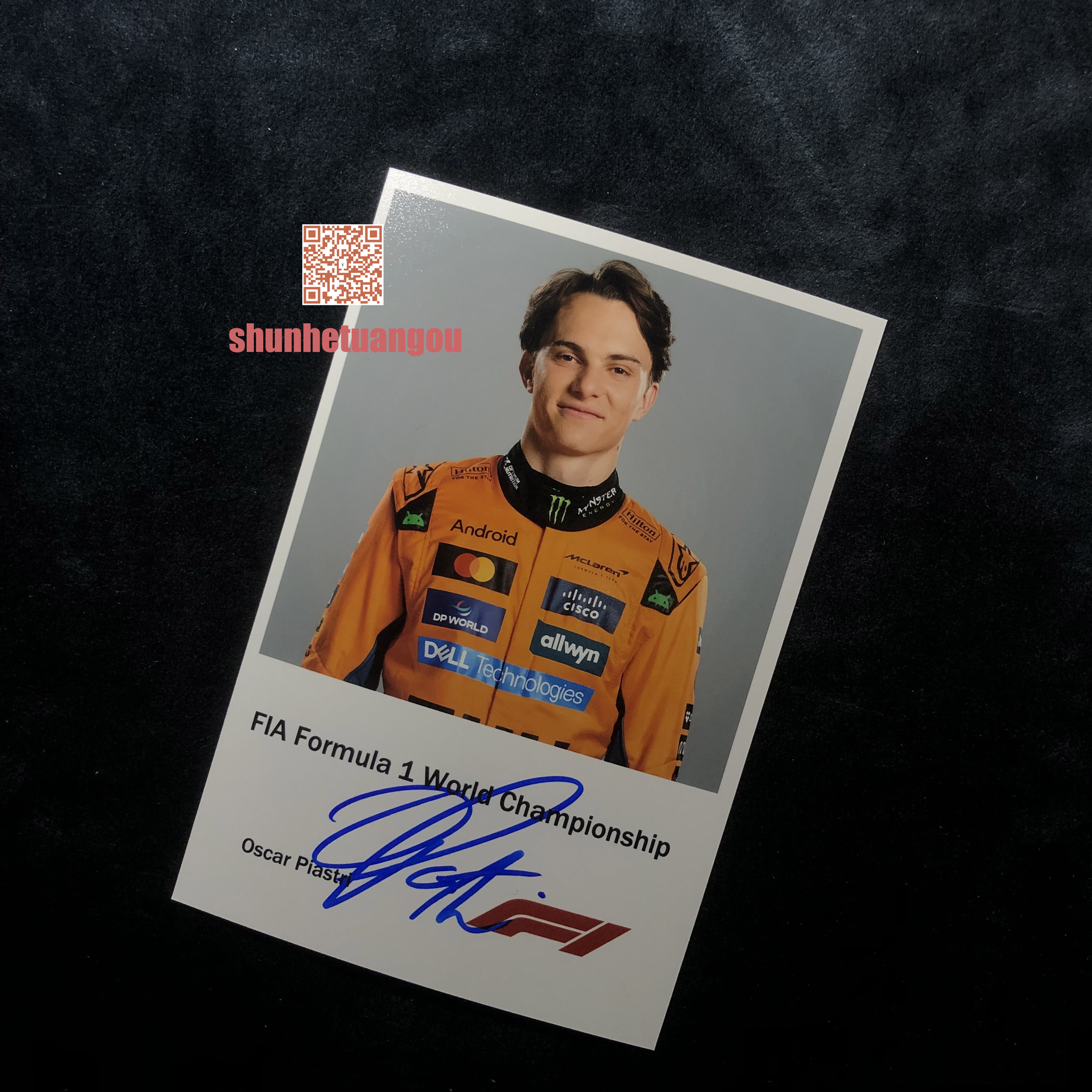 Oscar Piastri 皮亚斯特里亲笔签名照片 迈凯伦 Ｆ1