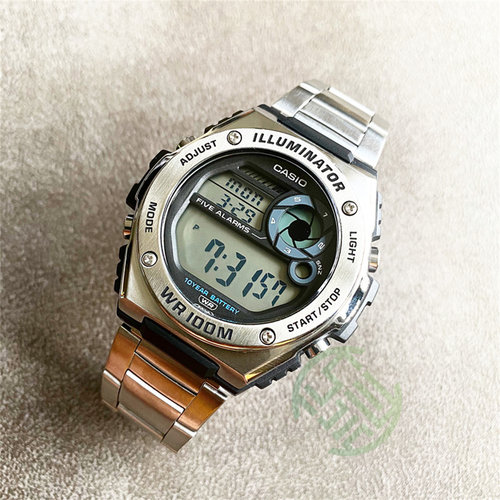 卡西欧钢铁之心防水运动手表