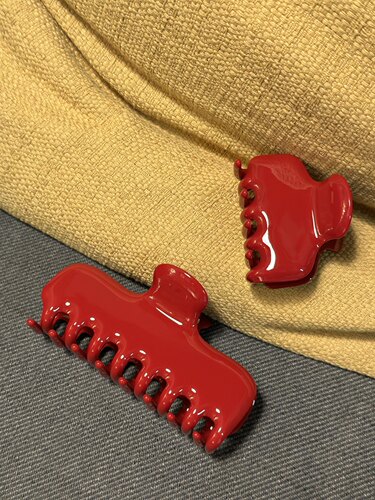 超正的红色jennie同款抓夹