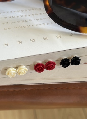 vogueess法式迷你玫瑰花耳环简约串珠项链时髦复古感仿珍珠锁骨链