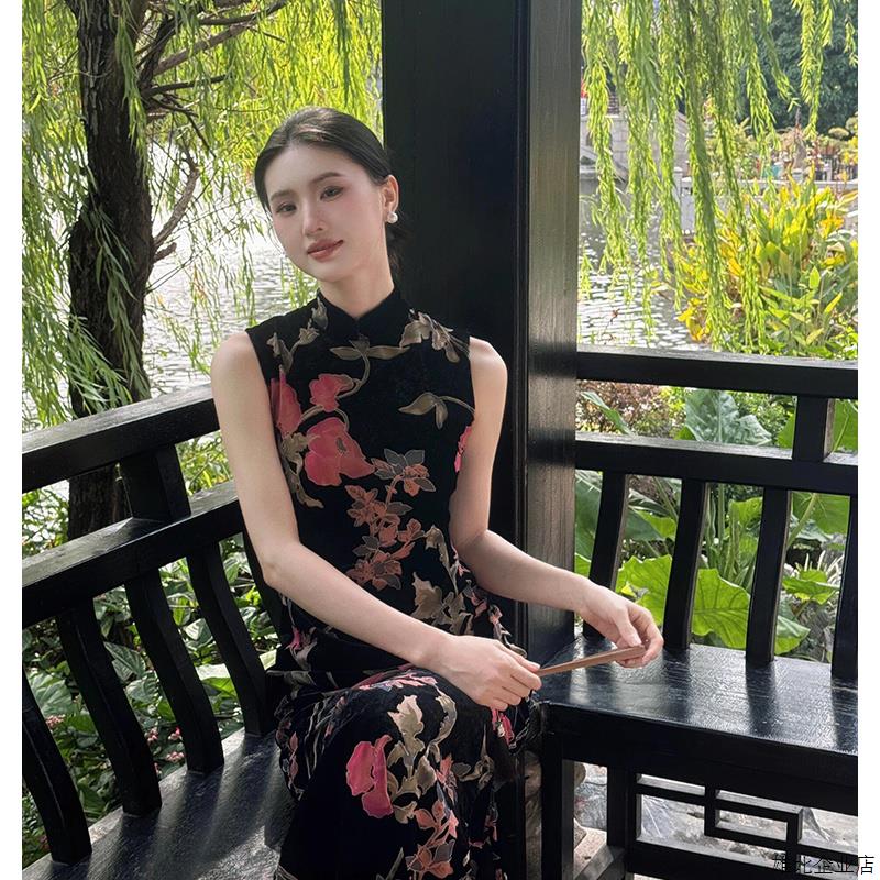 新中式改良修身旗袍裙高级气质覆古印花长裙黑色无袖凸显身材洋装