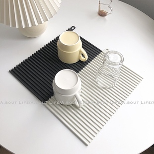 ins黑白垫子 MONOTONE风餐垫 「About Life」餐具杯子碗沥水垫