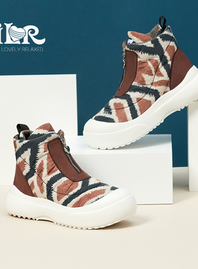 ILR因爱乐诗新款超轻厚底雪地靴女高帮时尚防滑保暖面包短靴靴子