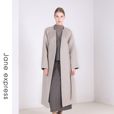 简表达24年冬季新款羊毛大衣