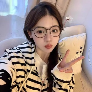 7.8克高级感超轻眼镜近视女可配高度数闪光素颜防蓝光眼睛镜框架