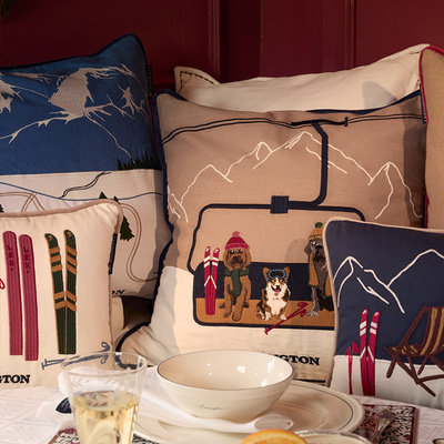 Lexington假日天鹅绒白色房子靠垫纯棉橄榄棕色花环抱枕沙色靠枕