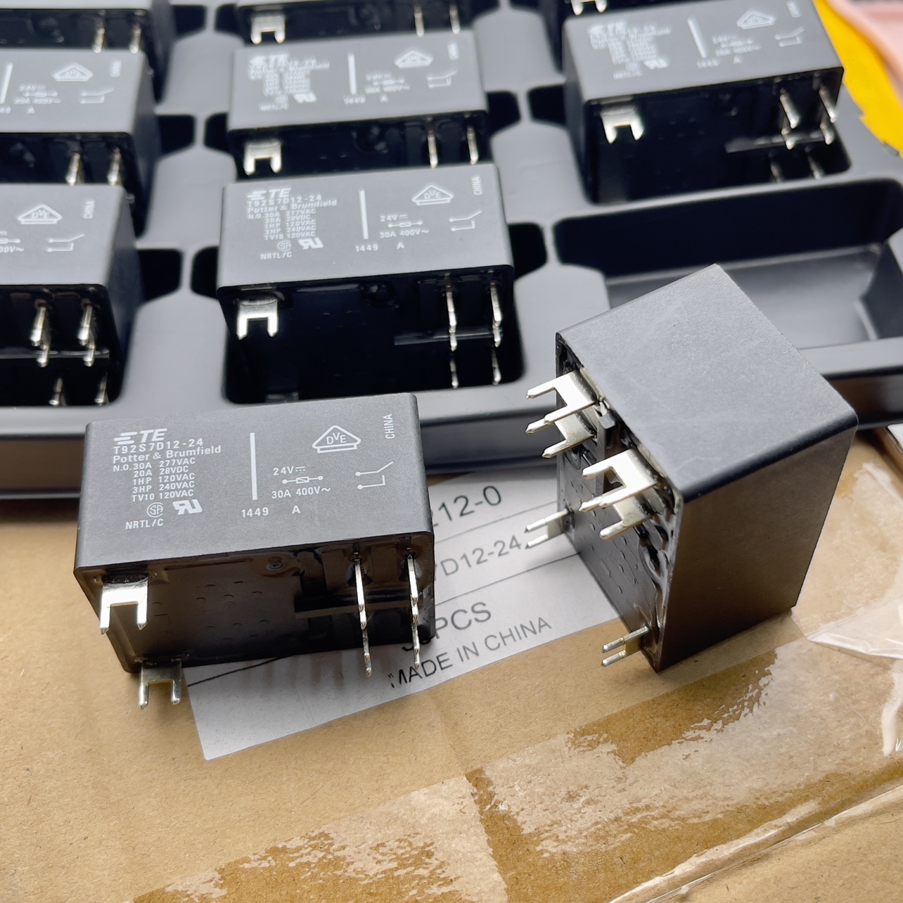 现货全新原装 T92S7D12-24 泰科TE 24VDC 6脚 30A 同 T92P7D12-24