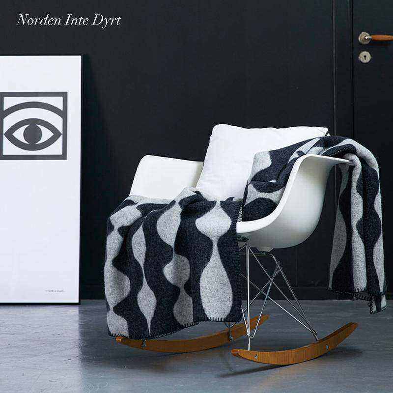 瑞典进口Klippan玛格丽特黑白森林户外纯羊毛毯秋冬沙发毯北欧