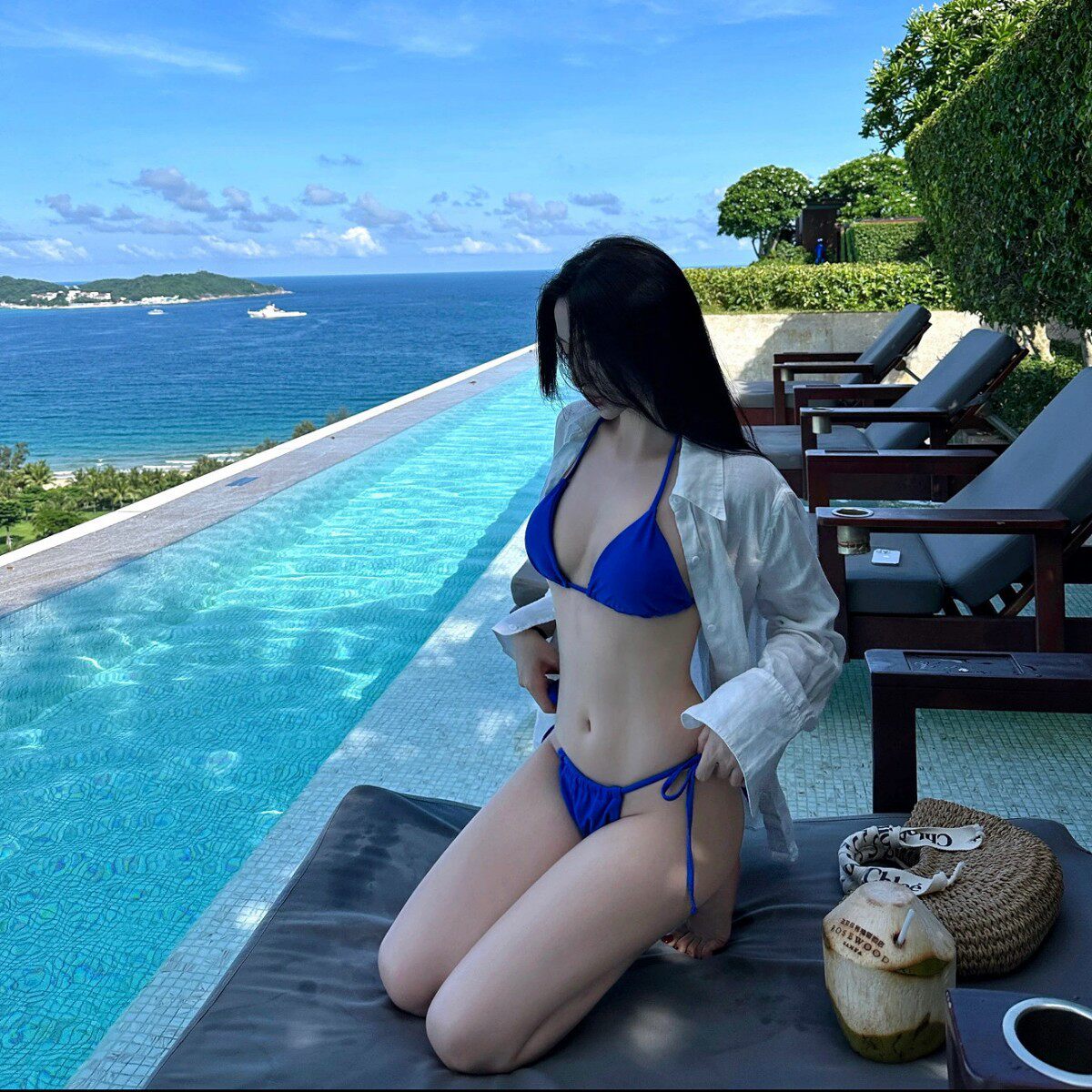 分体泳衣女克莱因蓝比基尼套装超性感辣妹绑带高级感显白度假温泉
