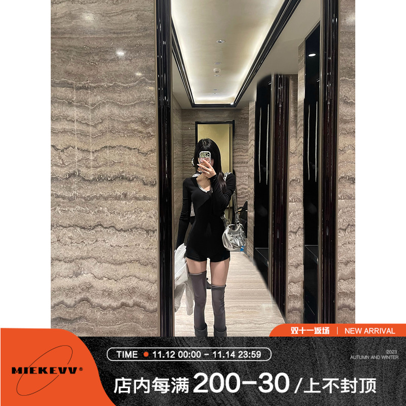 黑有染 miekevv 谍影特工 内搭连体短裤女秋冬性感修身黑色连体衣