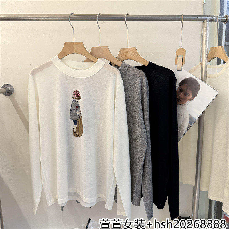 欧洲站2026早秋新款时尚百搭圆领宽松图案刺绣柔软羊毛T恤上衣女